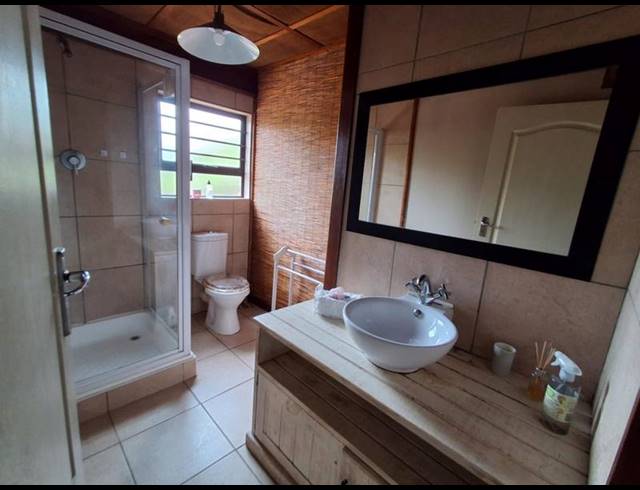 2 BEDROOM PROPERTY TO RENT IN C PLACE